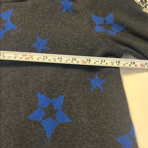 Luc Fontaine hooded women’s tunic.  Size 8 Like new. Soft. - Picture 8 of 9